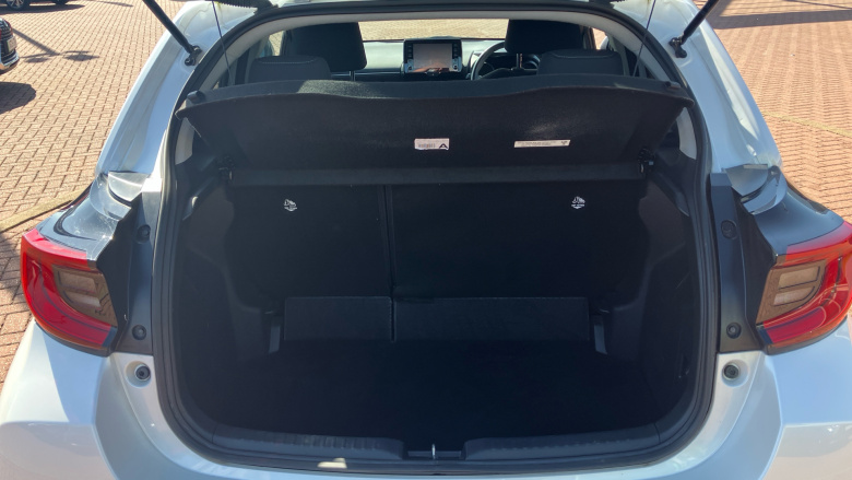 Toyota Yaris 1.5 Hybrid Design 5dr CVT Hybrid Hatchback